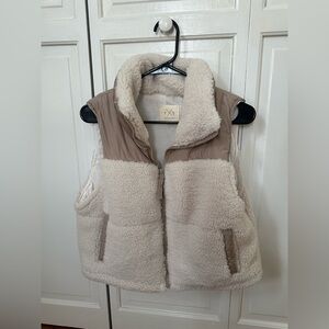 Thread & Supply Cream and Tan Sherpa Cropped Vest